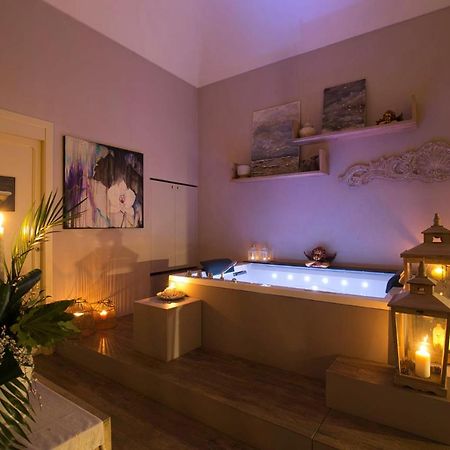 Corte Rossetti Le Dimore Luxury B&B 瓦斯托 外观 照片