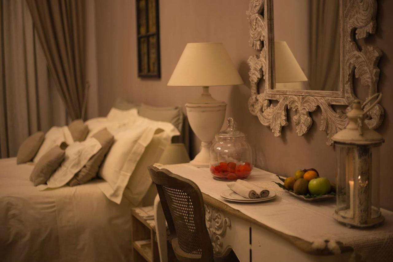 Corte Rossetti Le Dimore Luxury B&B 瓦斯托 外观 照片