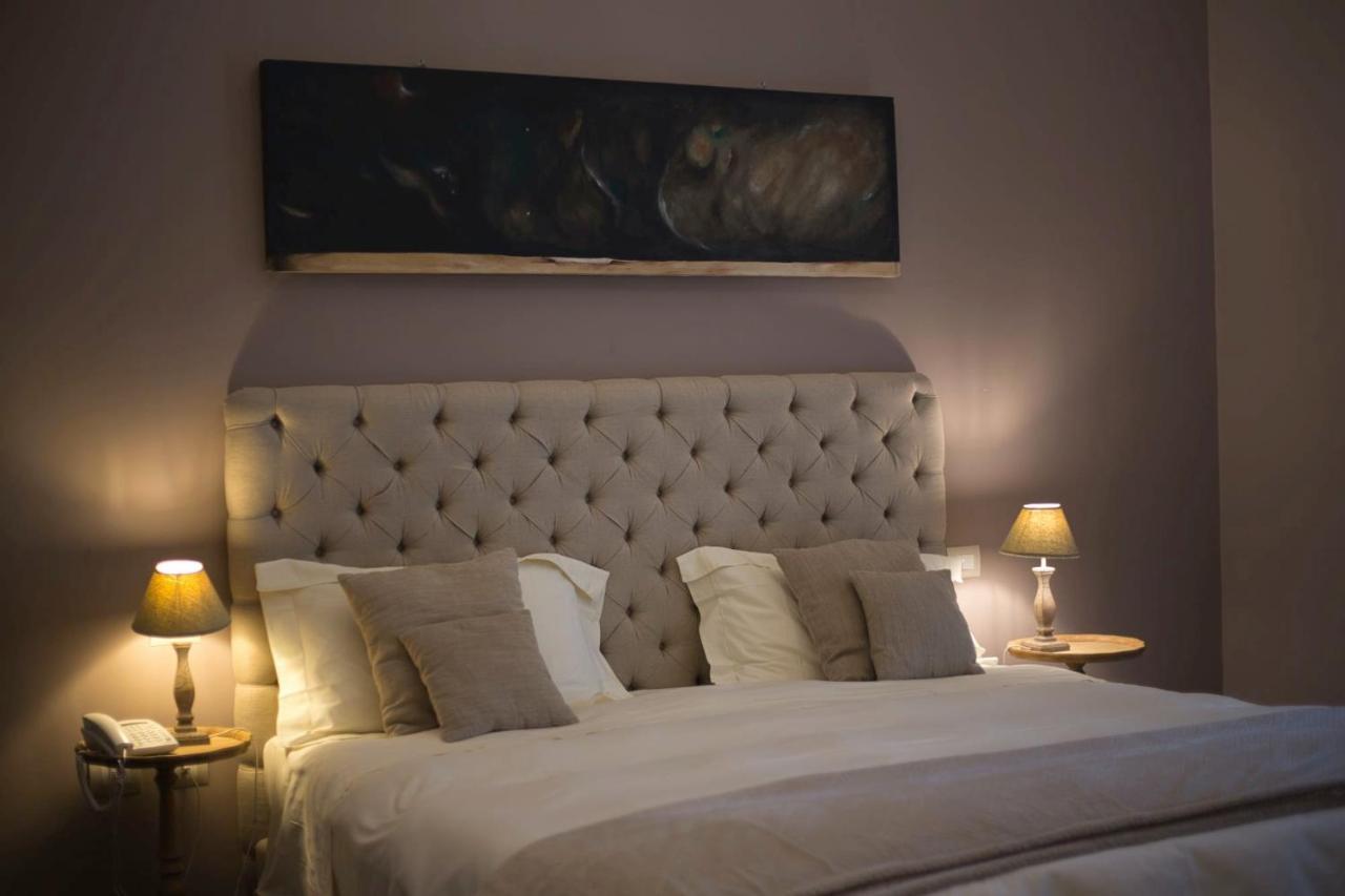 Corte Rossetti Le Dimore Luxury B&B 瓦斯托 外观 照片