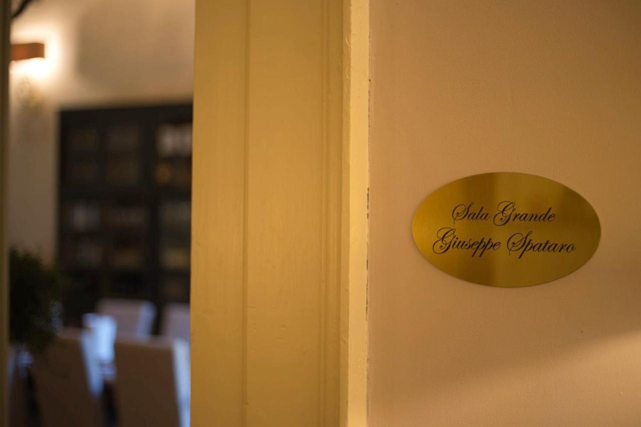 Corte Rossetti Le Dimore Luxury B&B 瓦斯托 外观 照片