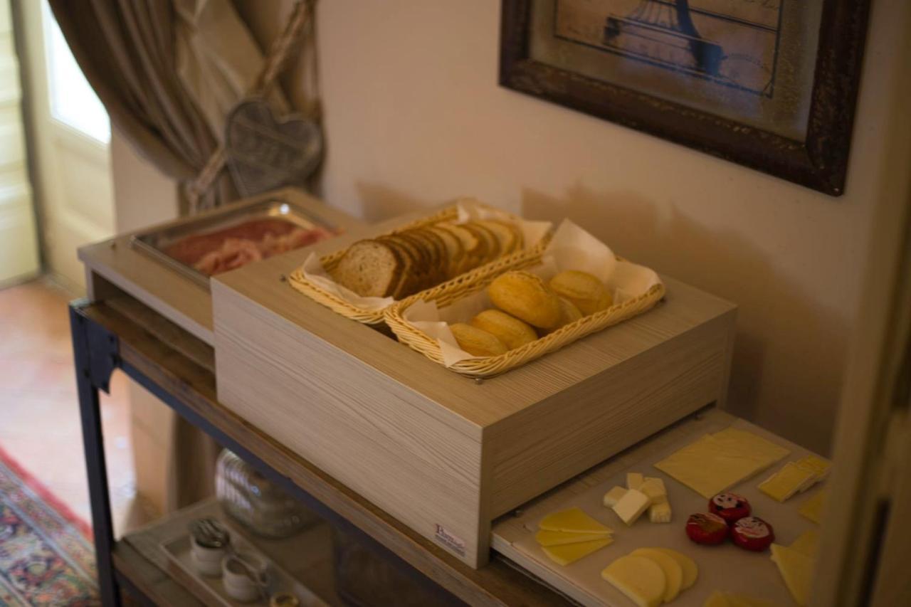 Corte Rossetti Le Dimore Luxury B&B 瓦斯托 外观 照片