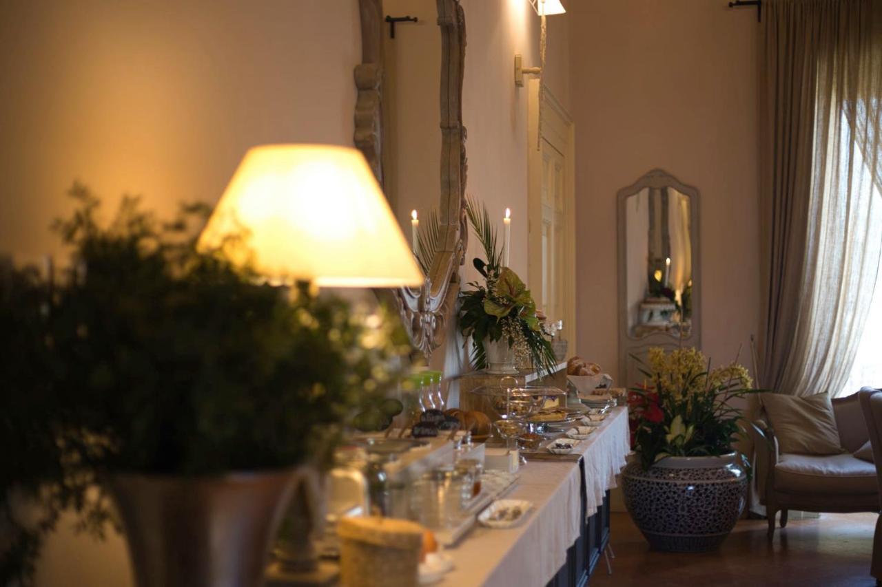 Corte Rossetti Le Dimore Luxury B&B 瓦斯托 外观 照片